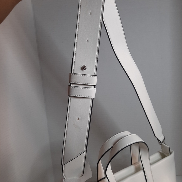 DKNY white zip top tote NWT - Picture 11 of 11